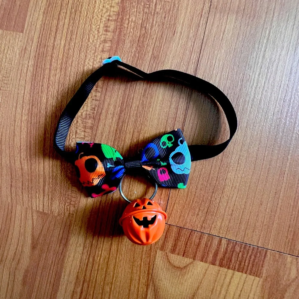 Halloween spooky pumpkin bell cat/dog collar